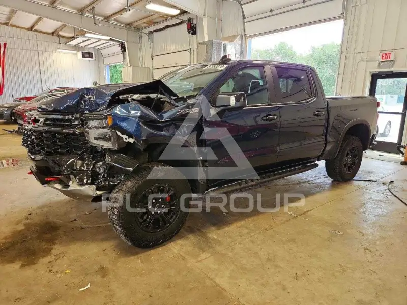 2022 Chevrolet Silverado photo