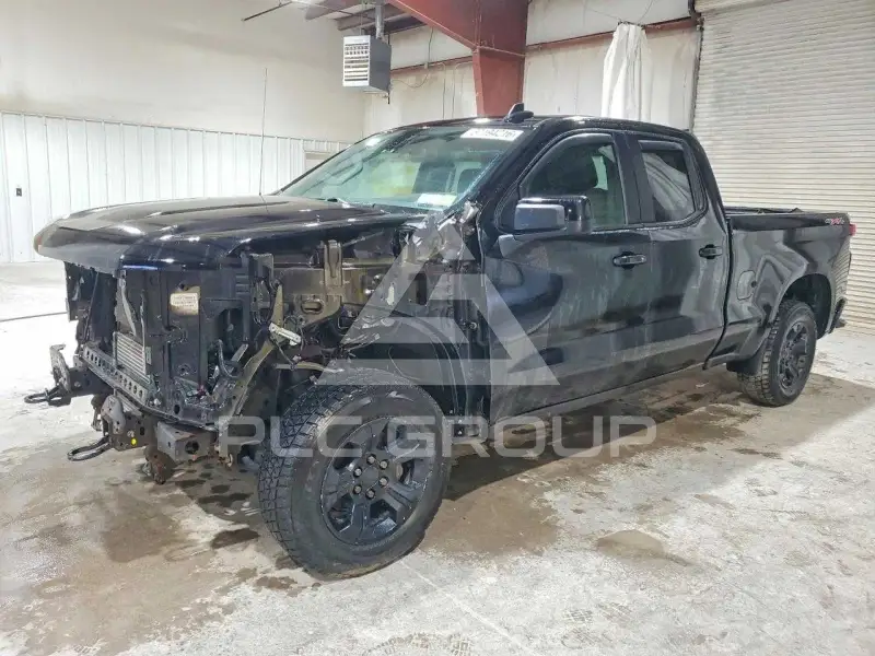 2022 Chevrolet Silverado photo