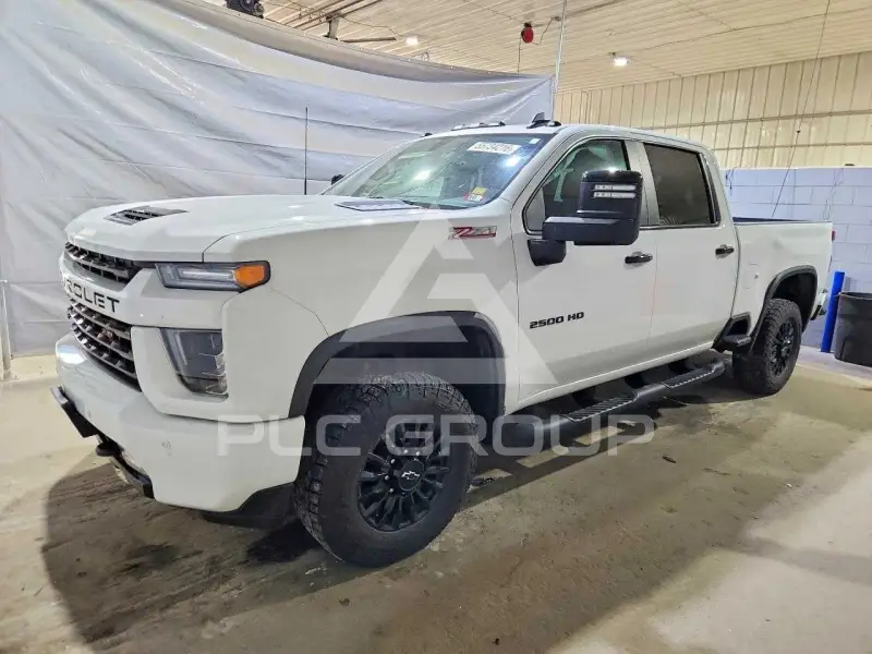 2022 Chevrolet Silverado photo