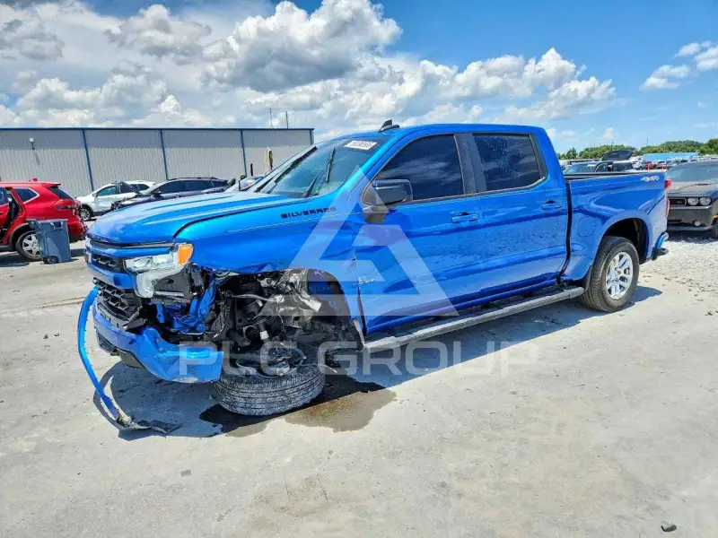 2022 Chevrolet Silverado photo