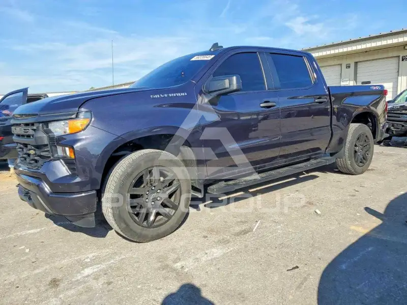 2022 Chevrolet Silverado photo