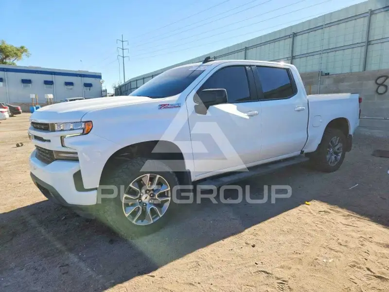 2022 Chevrolet Silverado фото