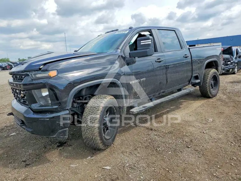 2022 Chevrolet Silverado photo