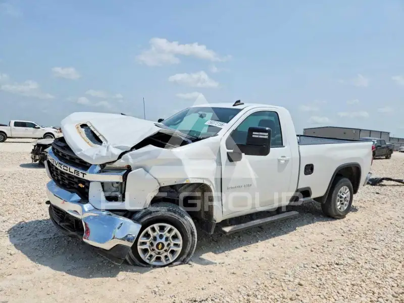 2022 Chevrolet Silverado фото