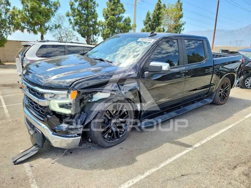 2022 Chevrolet Silverado photo