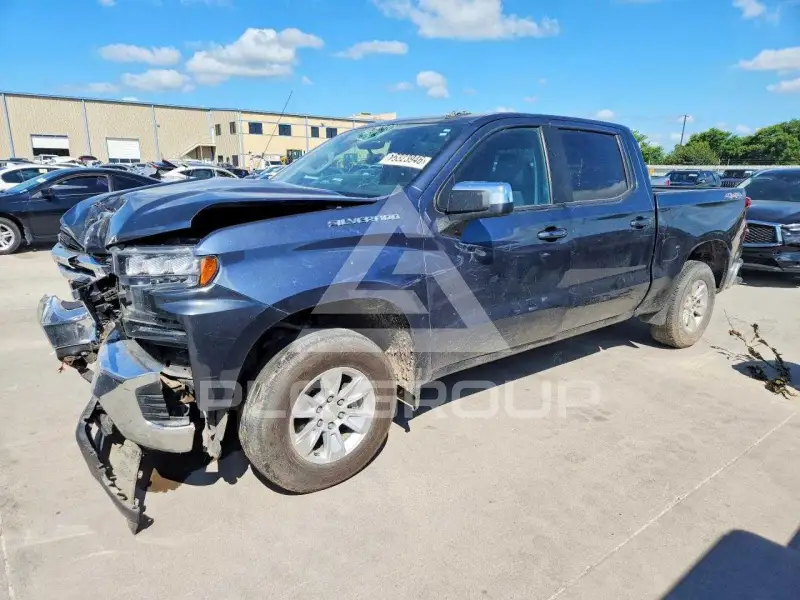 2022 Chevrolet Silverado photo