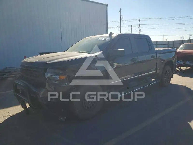 2022 Chevrolet Silverado photo