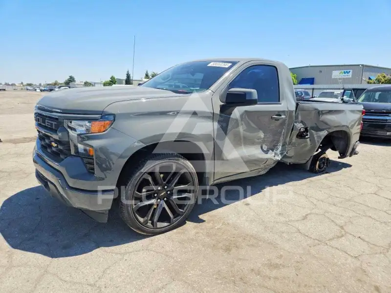 2022 Chevrolet Silverado photo