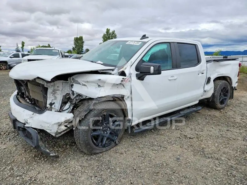 2022 Chevrolet Silverado photo