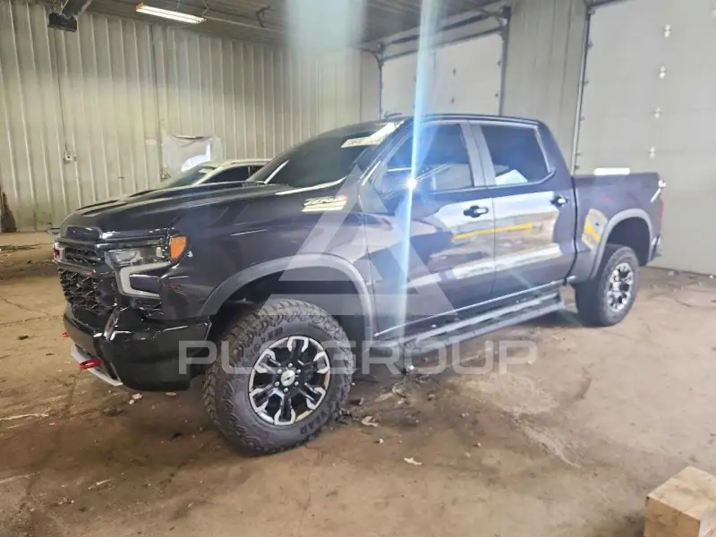 2022 Chevrolet Silverado photo