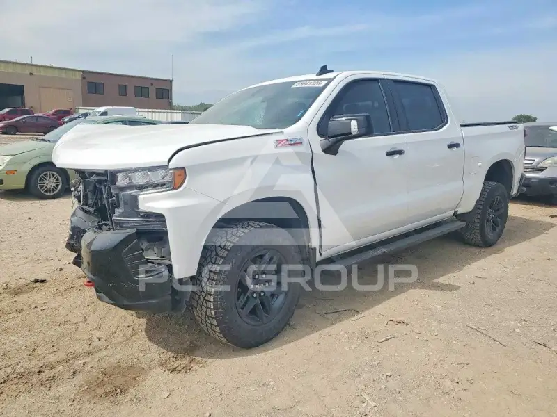 2022 Chevrolet Silverado photo