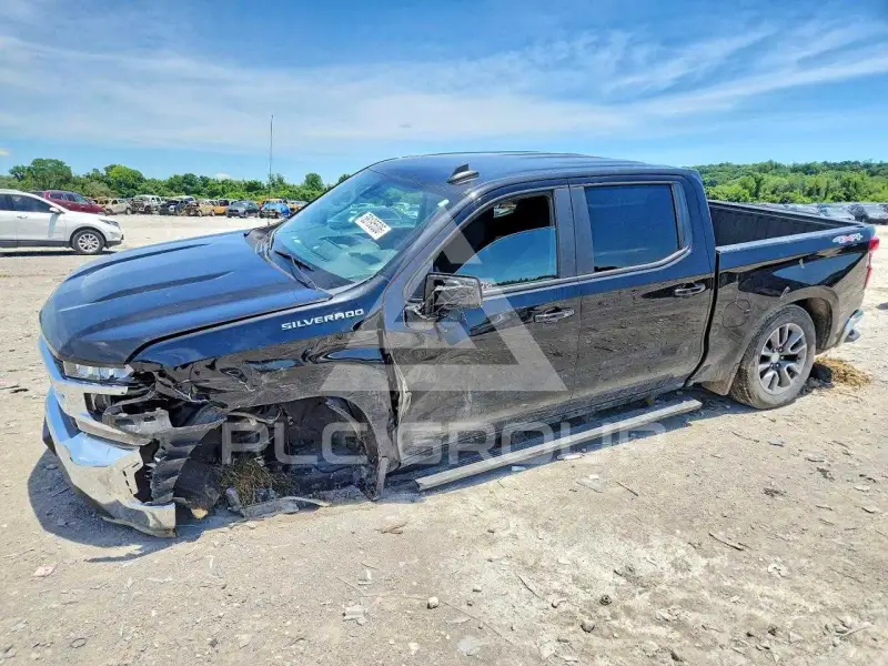 2022 Chevrolet Silverado photo