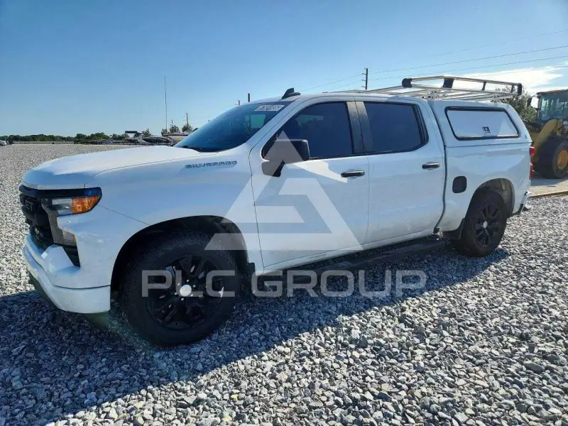 2022 Chevrolet Silverado photo