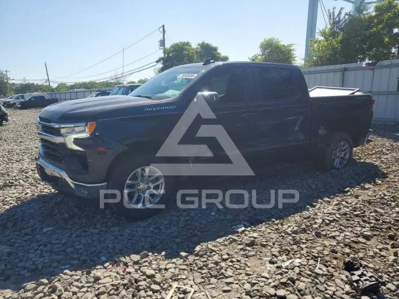 2022 Chevrolet Silverado photo