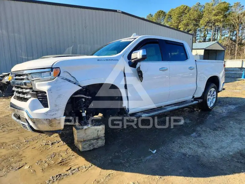 2022 Chevrolet Silverado photo