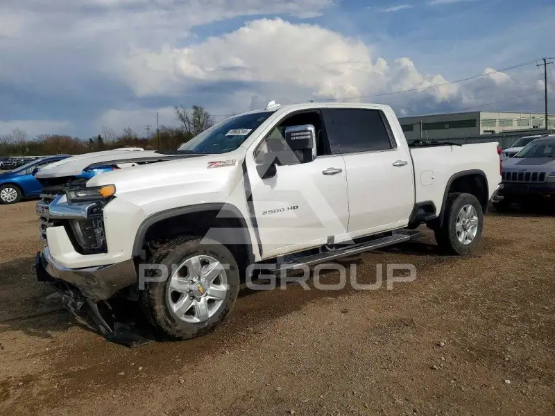 2022 Chevrolet Silverado фото