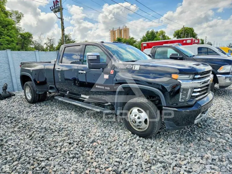 2022 Chevrolet Silverado фото