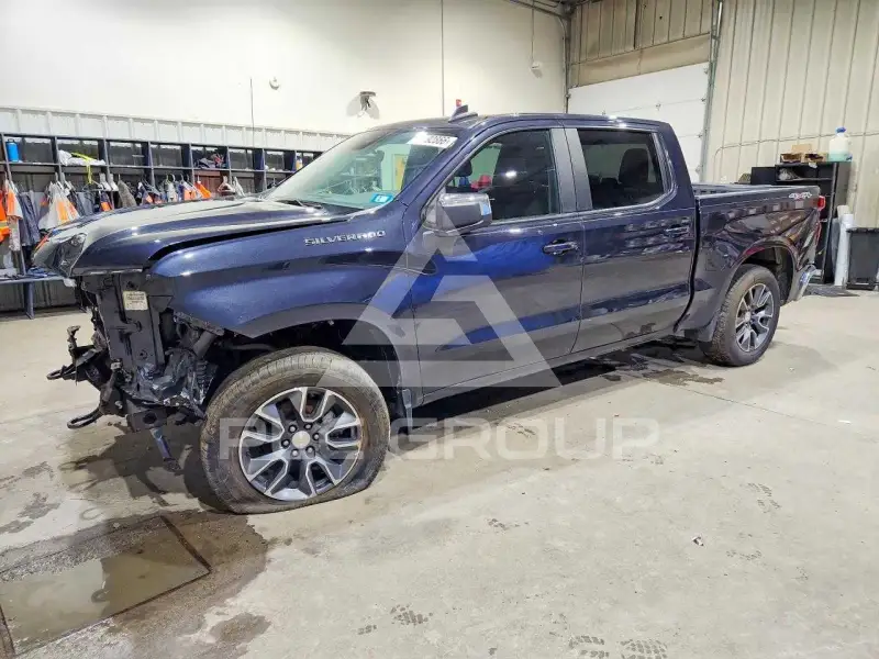 2022 Chevrolet Silverado фото