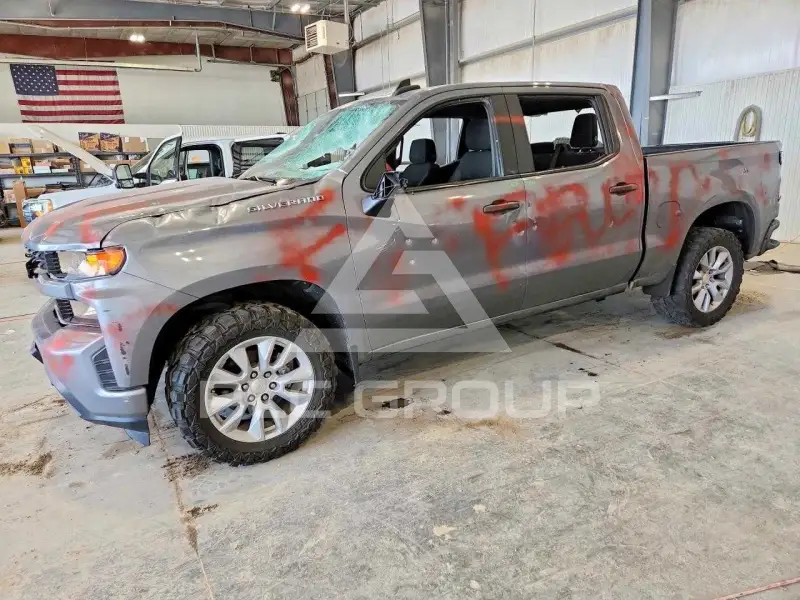 2022 Chevrolet Silverado фото