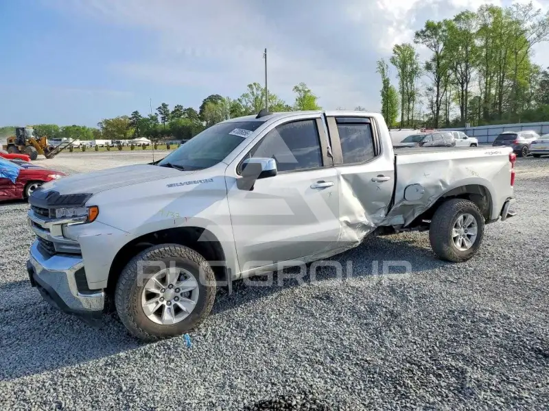 2022 Chevrolet Silverado фото