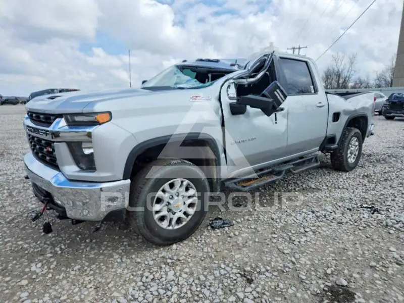 2022 Chevrolet Silverado фото