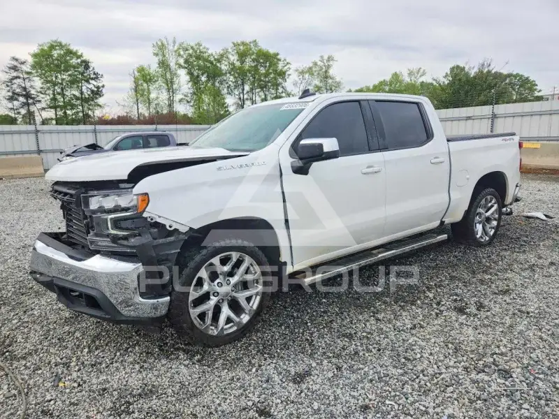2022 Chevrolet Silverado photo