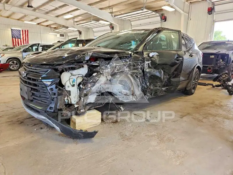 2022 Chevrolet Blazer photo