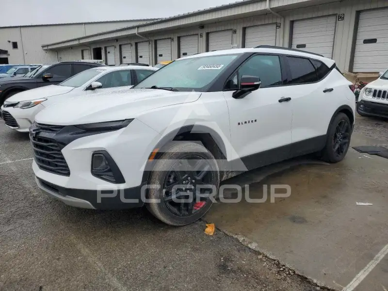 2022 Chevrolet Blazer photo