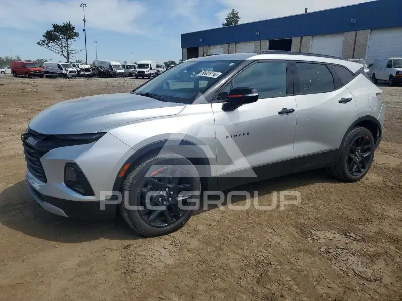 2022 Chevrolet Blazer photo