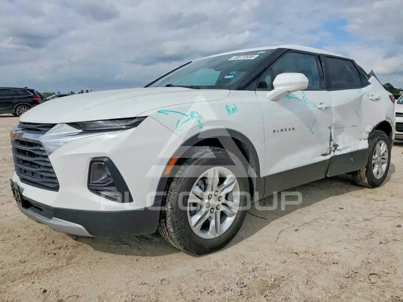 2022 Chevrolet Blazer photo