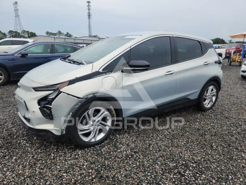 2022 Chevrolet Bolt фото