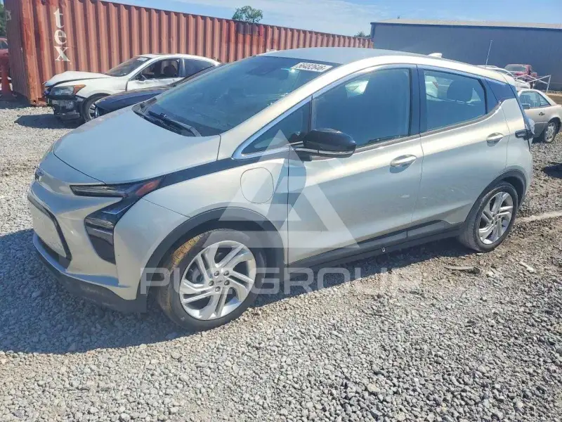 2022 Chevrolet Bolt photo