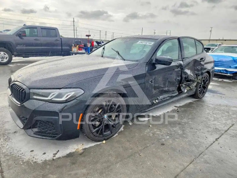 2022 BMW 530 photo