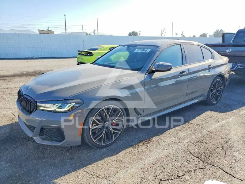 2022 BMW 530 фото