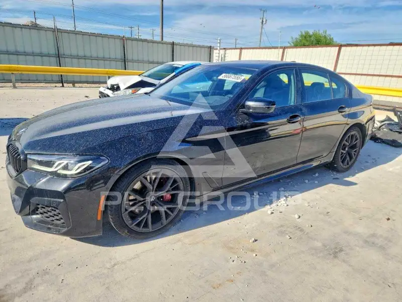 2022 BMW 530 photo