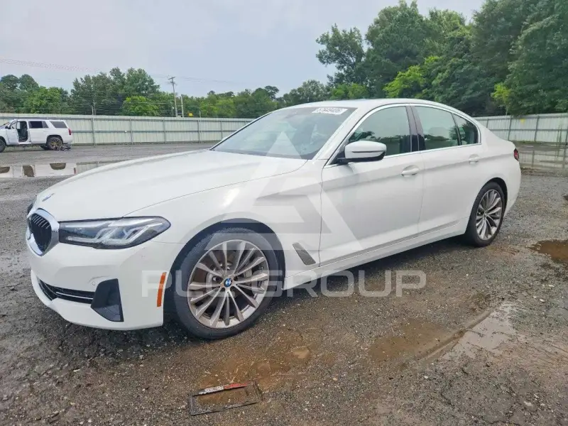 2022 BMW 530 photo