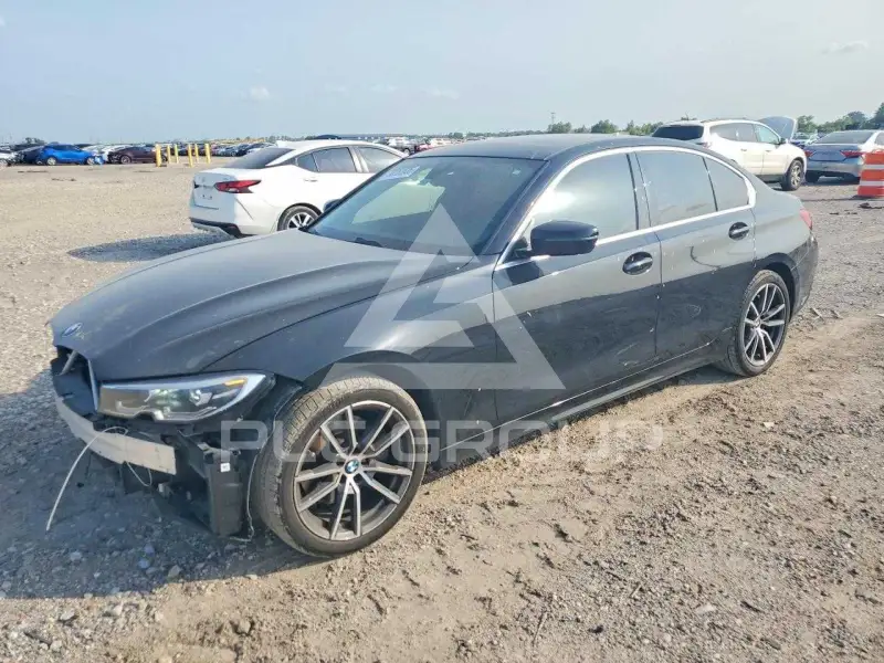2022 BMW 330 фото