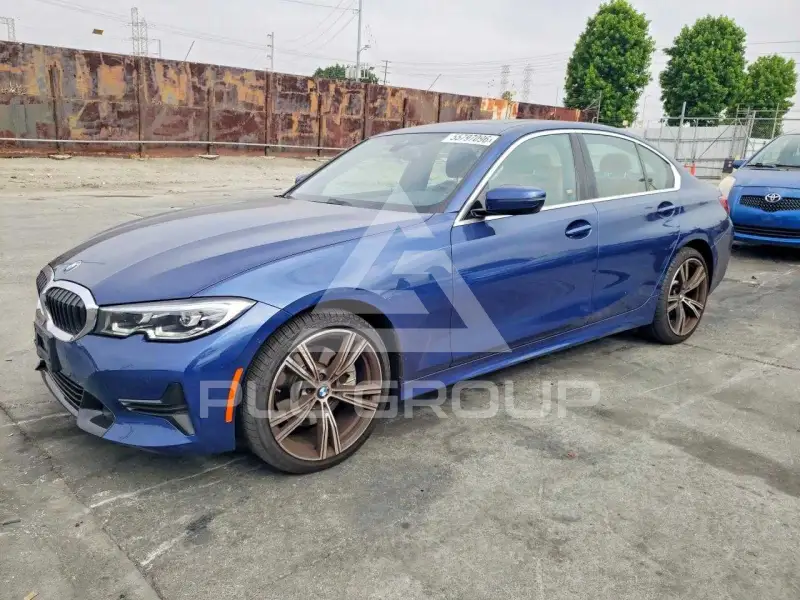 2022 BMW 330 фото