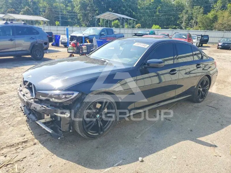 2022 BMW 330 фото