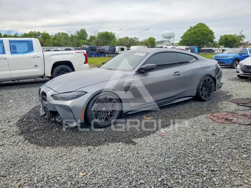 2022 BMW M4 фото