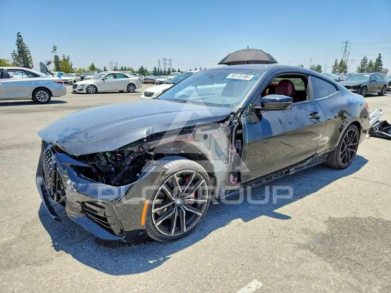2022 BMW M4 фото