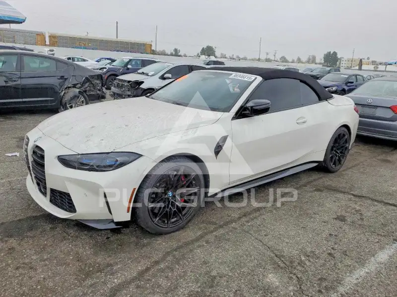 2022 BMW M4 фото