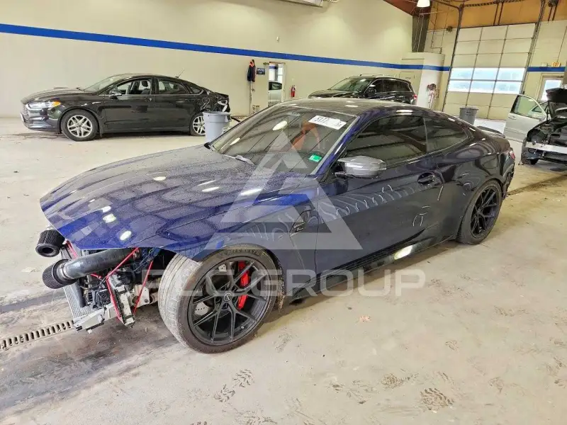 2022 BMW M4 фото
