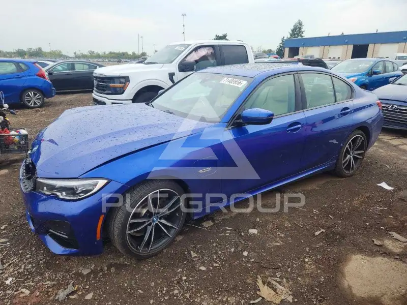 2022 BMW 330 фото