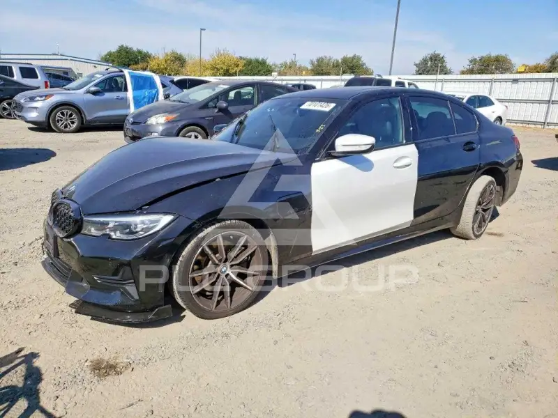 2022 BMW 330 фото