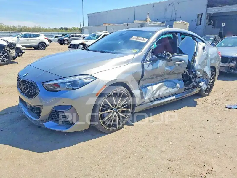 2022 BMW M2 photo