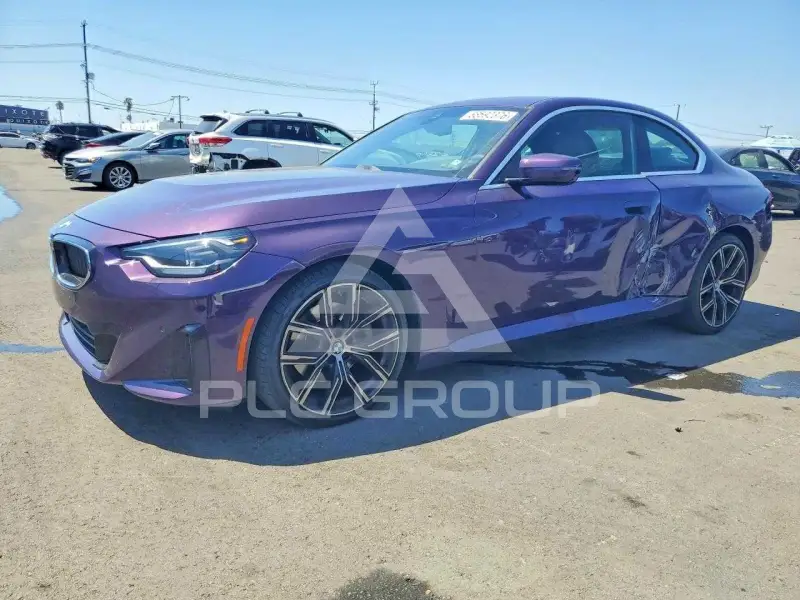 2022 BMW 230 фото