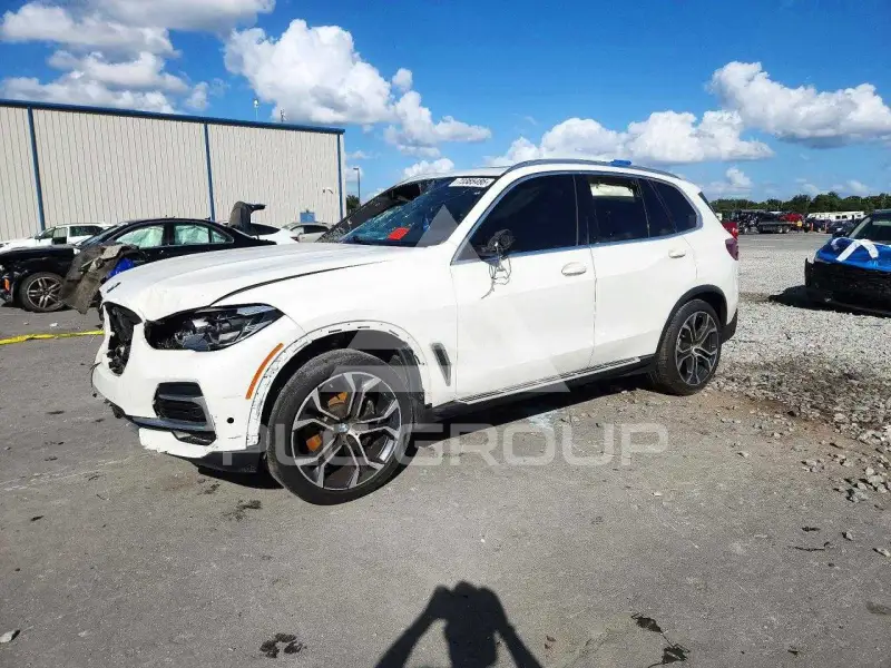 2022 BMW X5 фото