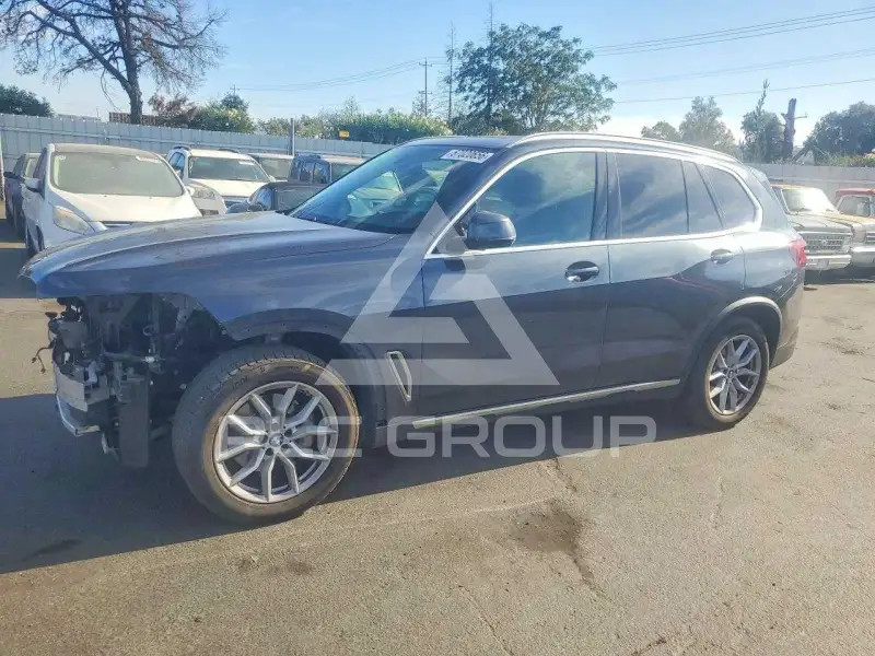 2022 BMW X5 photo