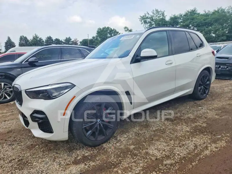 2022 BMW X5 фото